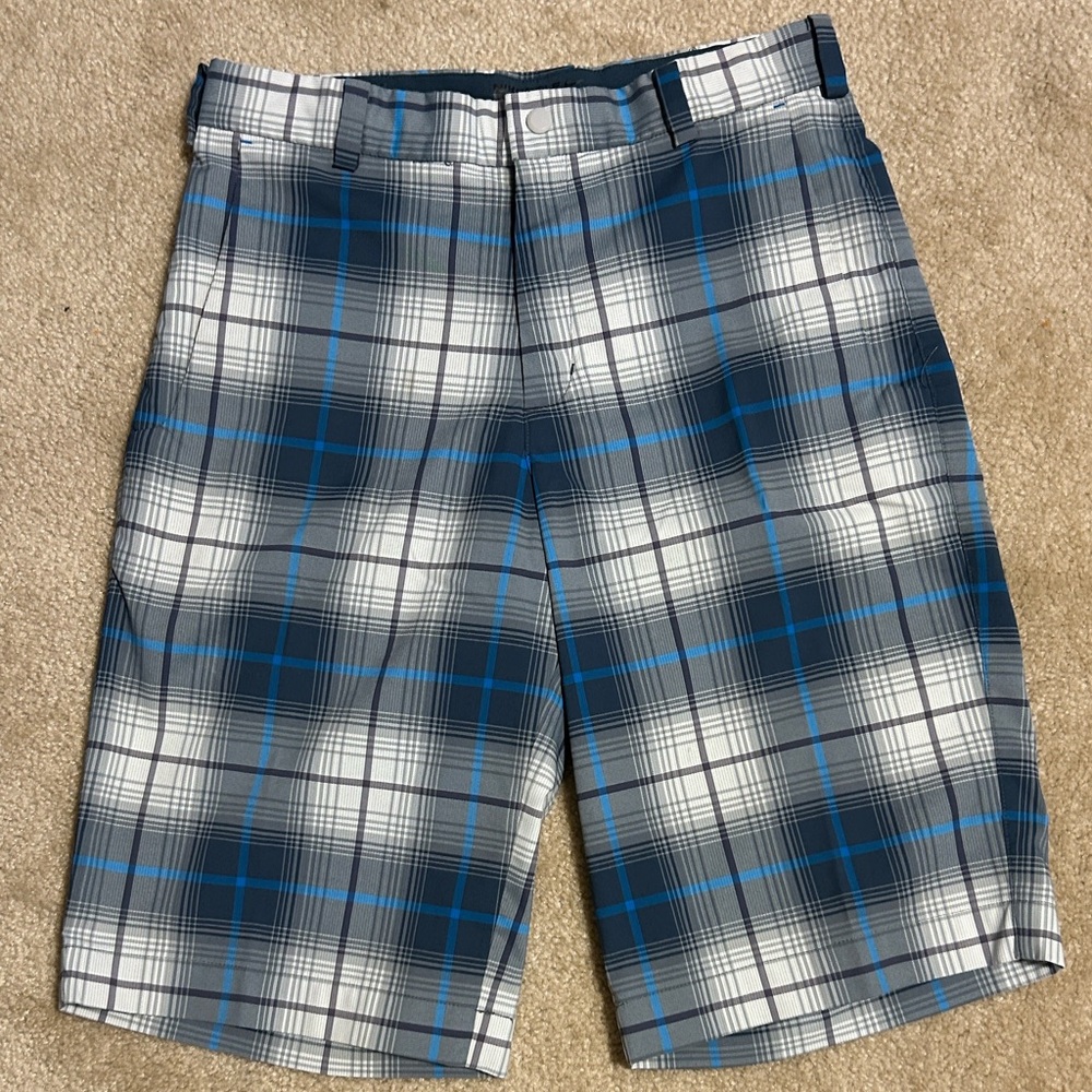 Nike Men's Blue and Gray Plaid Flat-Front Shorts